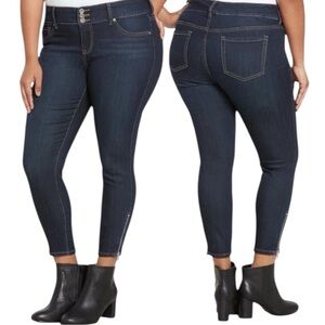 Torrid Zip Hem Super Skinny Jegging 22R Dark Wash